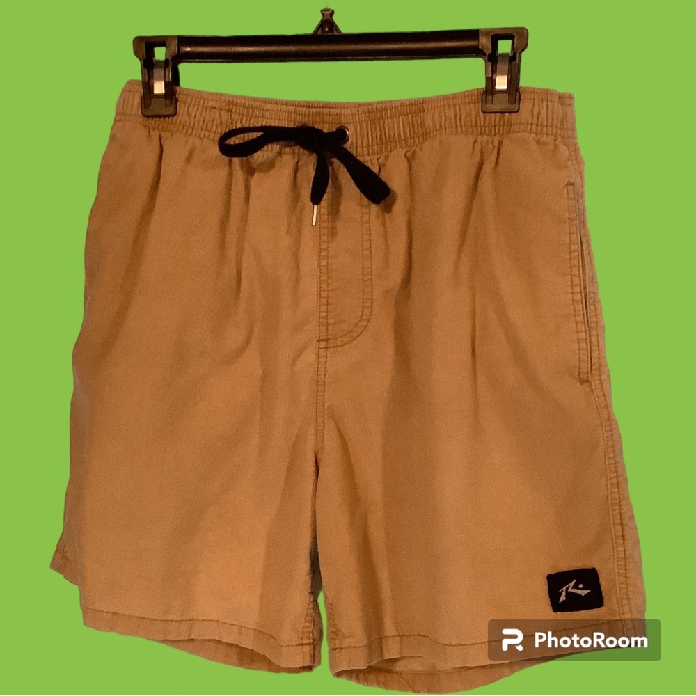 RUSTY brand 100% cotton, beige corduroy shorts, elastic waistband & drawstring